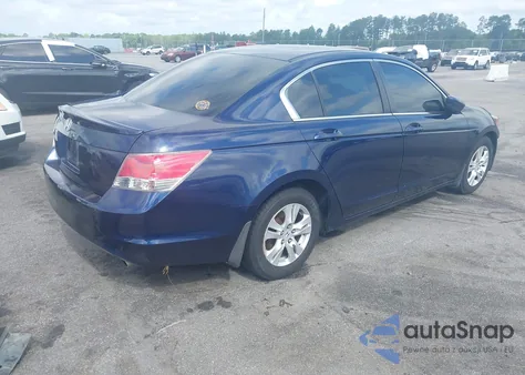 2008 Honda Accord Lxp z USA, uszkodzony, nr VIN 1HGCP26488A135796